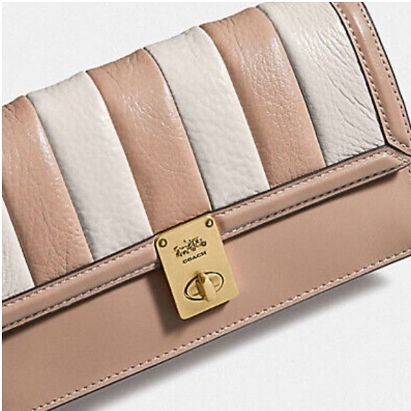 Coach Hutton Clutch With Colorblock Quilting 856 - Picture 2 of 9